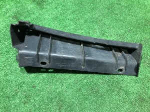 Крепление заднего бампера левое SUBARU LEGACY OEM 57731AJ580 BMG 2013 White Pearl 37J