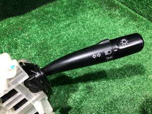 Блок подрулевых переключателей SUBARU IMPREZA OEM 83111FE020 GDA, GDB, GD 2002 EJ205 AT
