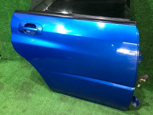 Дверь задняя правая SUBARU IMPREZA OEM 60409FE040 GDA, GDB, GD 2002 Blue 02C