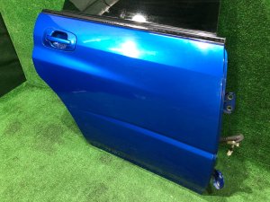 Дверь задняя правая SUBARU IMPREZA OEM 60409FE040 GDA, GDB, GD 2002 Blue 02C