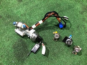 Замок зажигания Комплект замков SUBARU IMPREZA OEM 57491FE331 GDA, GDB, GD 2002 Blue 02C