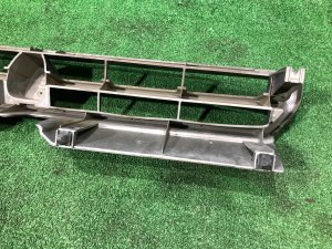 Решетка радиатора SUBARU LEGACY OEM 91061AC201 BG5 1997 RED