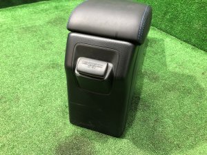Бардачок подлокотник SUBARU LEVORG OEM 92114VA020VH VMG VM4 VM 2015 Dark Gray 61K