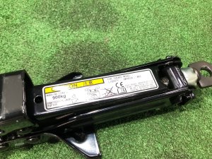Домкрат SUBARU LEVORG OEM 97032FG011 VMG VM4 VM 2015