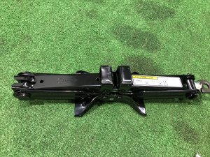 Домкрат SUBARU LEVORG OEM 97032FG011 VMG VM4 VM 2015