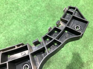 Крепление заднего бампера левое SUBARU LEVORG OEM 57707VA140 VMG VM4 VM 2015 Dark Gray 61K