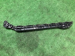 Крепление заднего бампера правое SUBARU LEVORG OEM 57707VA130 VMG VM4 VM 2015 Dark Gray 61K