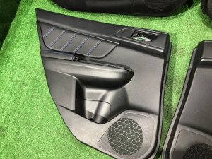 Обшивка дверей синяя строчка!!! SUBARU LEVORG OEM 94212VA101VH, 94212VA111VH, 94222VA101VH, 94222VA111VH VMG VM4 VM 2015 Dark Gray 61K