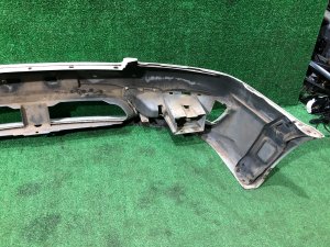 Бампер передний SUBARU LEGACY OEM 57703AE190PE, 57711AE320, 57731AE600, 57731AE610 BEE 2002 WHITE PEARL 081