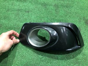 Заглушка туманки правая SUBARU LEGACY OEM 57731AE600 BEE 2002
