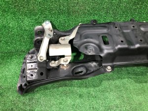 Балка передняя SUBARU LEVORG OEM 20101VA010 VM4 VMG VM 2015 FB16E CVT