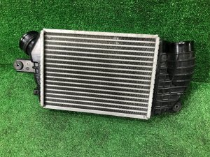 Интеркулер SUBARU LEVORG OEM 21821AA061 VM4 VMG VM 2015 FB16E CVT
