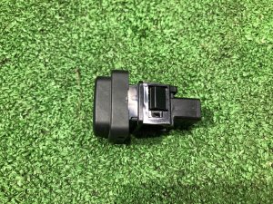 Кнопка trc off SUBARU LEVORG OEM 83002FJ000 VM4 VMG VM 2015