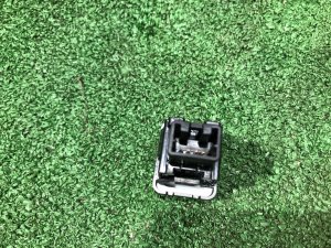 Кнопка trc off SUBARU LEVORG OEM 83002FJ000 VM4 VMG VM 2015