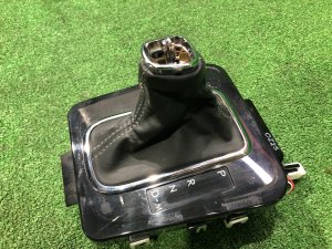 Чехол ручки акпп SUBARU LEVORG OEM 35133SG000, 35133VA010 VM4 VMG VM 2015