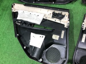 Обшивка дверей SUBARU LEVORG OEM 94212VA102VH, 94212VA801VH, 94222VA102VH, 94222VA112VH VM4 VMG VM 2015 Blue Pearl K3X