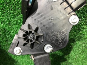 Педали SUBARU LEVORG OEM 36010FJ020, 36012VA010 VM4 VMG VM 2015 Blue Pearl K3X