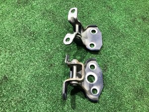 Петли двери передней левой 60079AG012, 60079FJ010 SUBARU LEVORG