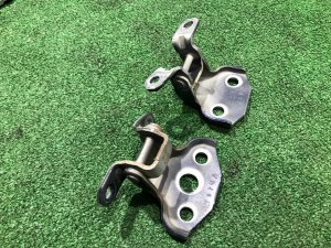 Петли двери передней левой SUBARU LEVORG OEM 60079AG012, 60079FJ010 VM4 VMG VM 2015 Blue Pearl K3X
