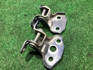 Петли двери передней правой SUBARU LEVORG OEM 60079AG002, 60079FJ000 VM4 VMG VM 2015 Blue Pearl K3X