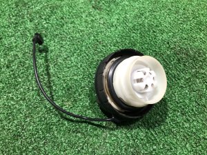 Пробка бензобака SUBARU LEVORG OEM 42031CA000 VM4 VMG VM 2015 Blue Pearl K3X