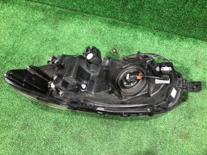 Фара правая SUBARU LEVORG OEM 84002VA000, 84002VA002 VM4 VMG VM 2015