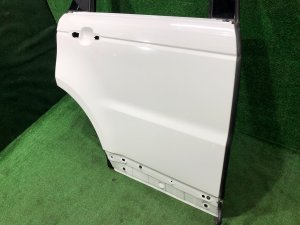 Дверь задняя правая RAND ROVER RANGE ROVER SPORT OEM DK62-24720 2019