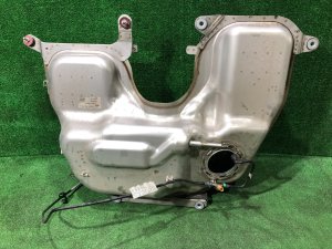 Бензобак LAND ROVER RANGE ROVER SPORT OEM LR117105 2019 PТ204