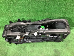 Бардачок подлокотник LAND ROVER RANGE ROVER SPORT OEM LR100257 2019