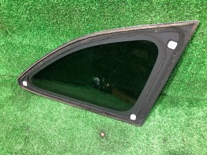 Стекло багажника левое SUBARU LEVORG OEM 65210VA110 VM4 2016
