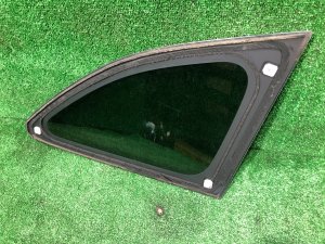 Стекло багажника левое SUBARU LEVORG OEM 65210VA110 VM4 2016