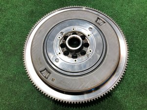 Маховик LAND ROVER RANGE ROVER SPORT OEM LR100991, 4168 050 009, JPLA-6477-BB 2019 PТ204
