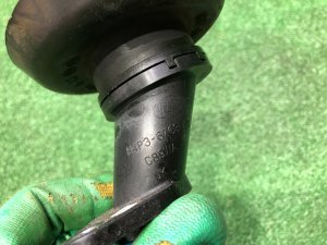 Горловина маслозаливная LAND ROVER RANGE ROVER SPORT OEM LR091797, LR091798, H4P3-6763-AB 2019 PТ204
