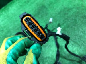 Коса передней правой двери LAND ROVER RANGE ROVER SPORT OEM LR119326, KK62-14631-BBE 2019