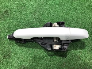 Ручка двери задняя левая LR112353, DK62-224A00 LAND ROVER RANGE ROVER SPORT