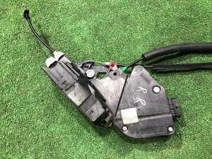 Замок двери задний правый с доводчиком LAND ROVER RANGE ROVER SPORT OEM LR117161, JPLA218A42 2019