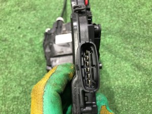 Замок двери задний правый с доводчиком LAND ROVER RANGE ROVER SPORT OEM LR117161, JPLA218A42 2019