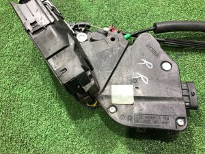 Замок двери задний правый с доводчиком LAND ROVER RANGE ROVER SPORT OEM LR117161, JPLA218A42 2019