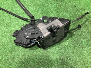 Замок двери передний правый LAND ROVER RANGE ROVER SPORT OEM LR117160, JPLA218A42 AC 2019