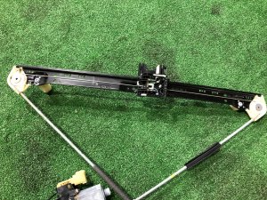 Стеклоподъемник передний правый LAND ROVER RANGE ROVER SPORT OEM LR077817, DK6223200 AF 2019