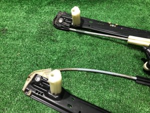 Стеклоподъемник задний правый LAND ROVER RANGE ROVER SPORT OEM LR078870 2019