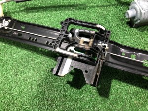 Стеклоподъёмник задний левый LAND ROVER RANGE ROVER SPORT OEM LR078871 2019