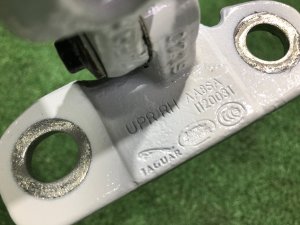 Петли двери задней правой LAND ROVER RANGE ROVER SPORT OEM LR073595, LR073599 2019