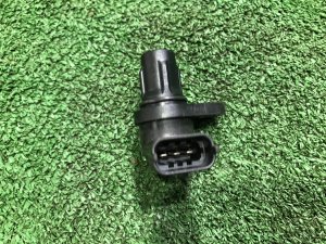 Датчик распредвала LAND ROVER RANGE ROVER SPORT OEM G4D312K073AA 2019 PТ204