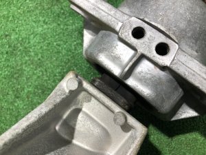 Подушка двигателя LAND ROVER RANGE ROVER SPORT OEM LR123914, JPLA6A003CC 2019