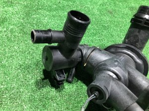 Термостат LAND ROVER RANGE ROVER SPORT OEM LR106640, LR140116, LR093328, H4P3-8575-AE 2019
