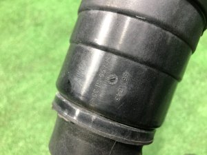 Патрубок интеркулера LAND ROVER RANGE ROVER SPORT OEM LR100460, JPLA 6N650 2019