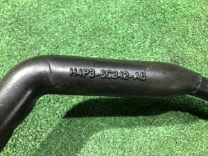 Трубка вентиляции картерных газов LAND ROVER RANGE ROVER SPORT OEM LR092071, H4P3-6C342-AB 2019