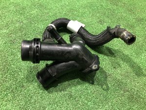 Тройник системы охлаждения LAND ROVER RANGE ROVER SPORT OEM LR092129, H4P3-8A544-A 2019