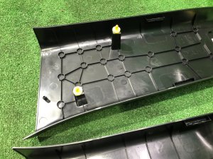 Обшивка средних стоек LAND ROVER RANGE ROVER SPORT OEM LR056900, LR080427, LR080429, DK62-24397-B 2019